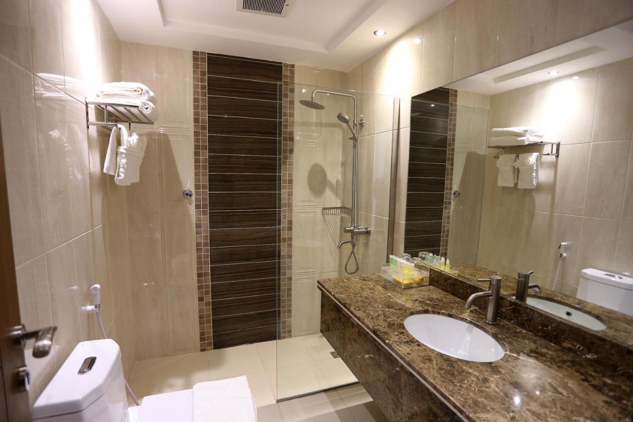 ריאד Arjaan Altakhassusi Hotel Suites מראה חיצוני תמונה